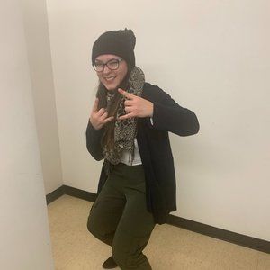 Meet your Posher, Nikole